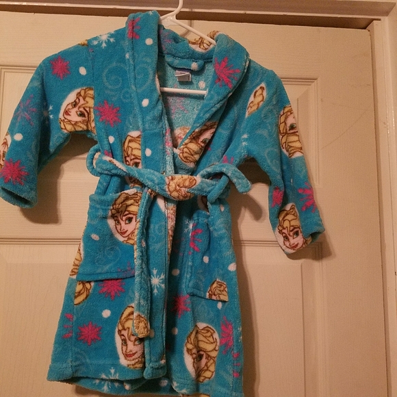 Disney Other - Disney Frozen robe